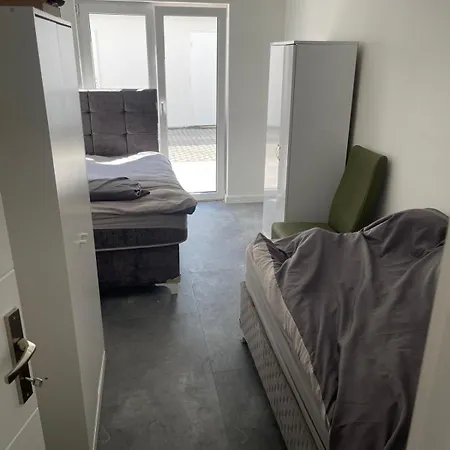 Zimmervermietung *